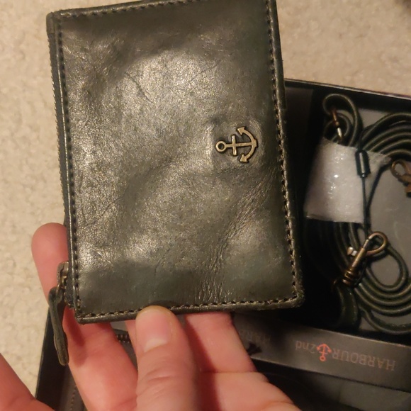 New! Harbour 2nd Crossbody Leather and coin Purse gift set - Picture 7 of 11